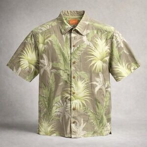 Tommy Bahama Silk Hawaiian Shirt Mens M Tropical Camp Aloha Beach Casual
